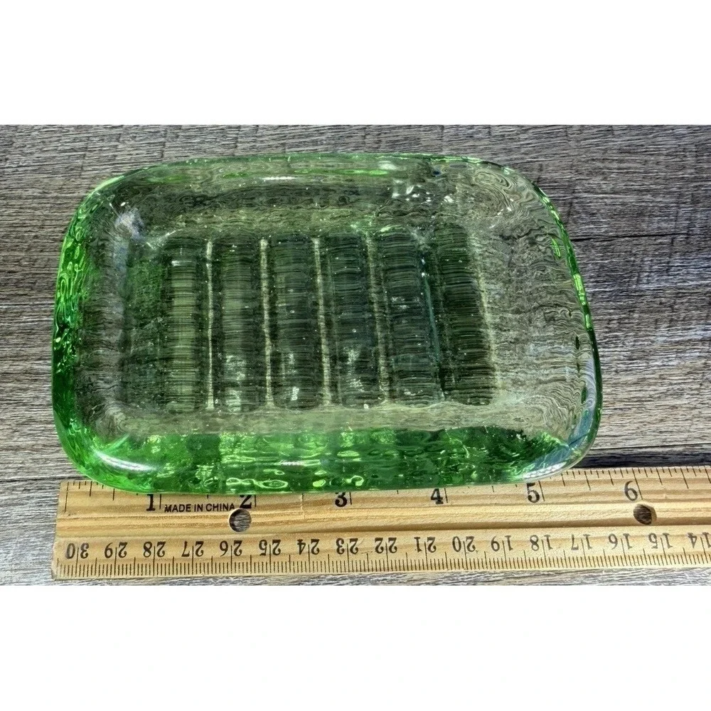 Vintage Fire and Light Recycled Art Glass Soap Dish Celery Green No Chips